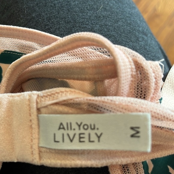 Lively | Floral Mesh Trim Breathable Bralette in Retro Blooms Size Medium - Picture 10 of 10